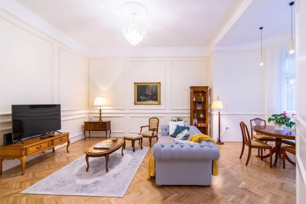 Kastely Apartman Eger Exterior foto